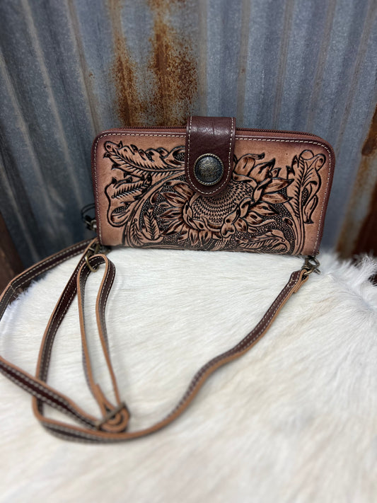 Lainey Wallet